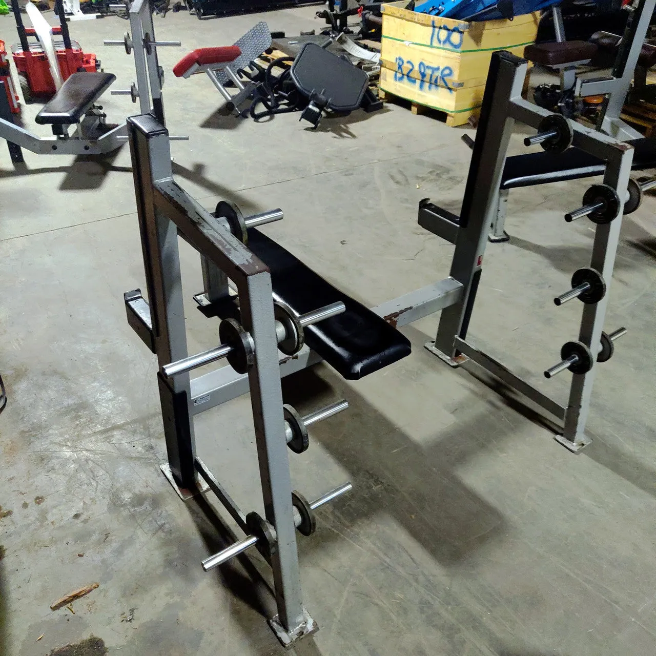 Atlantis Olympic Flat Bench