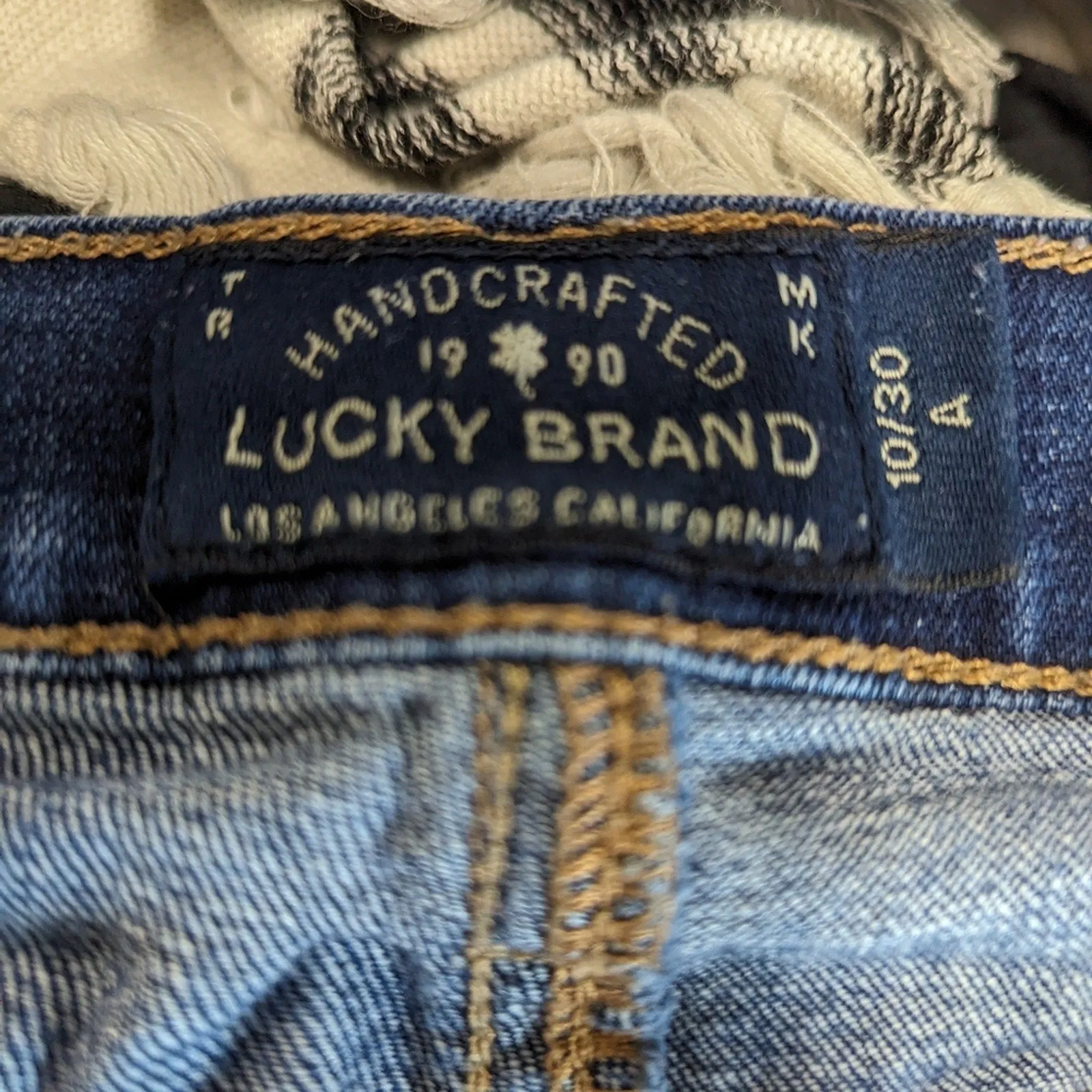 Lucky Brand Charlie Skinny Jeans 10/30