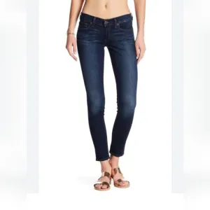 Lucky Brand Charlie Skinny Jeans 10/30