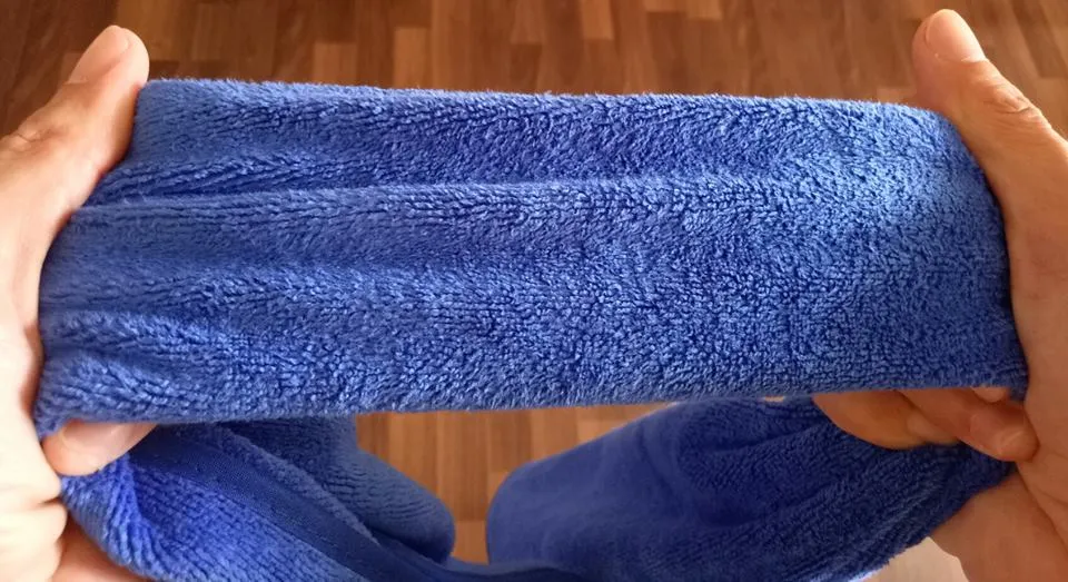 Microfibre Training Towel by Contour BASIC -